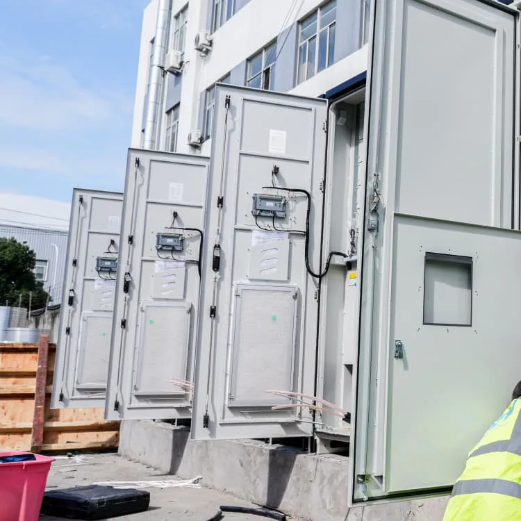 New solar energy storage battery